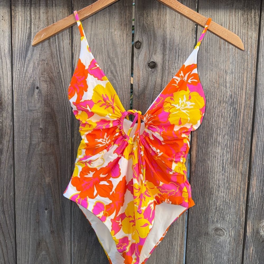 l*space Pink Orange Yellow Floral One-Piece Swimsuit - Picture 5 of 6